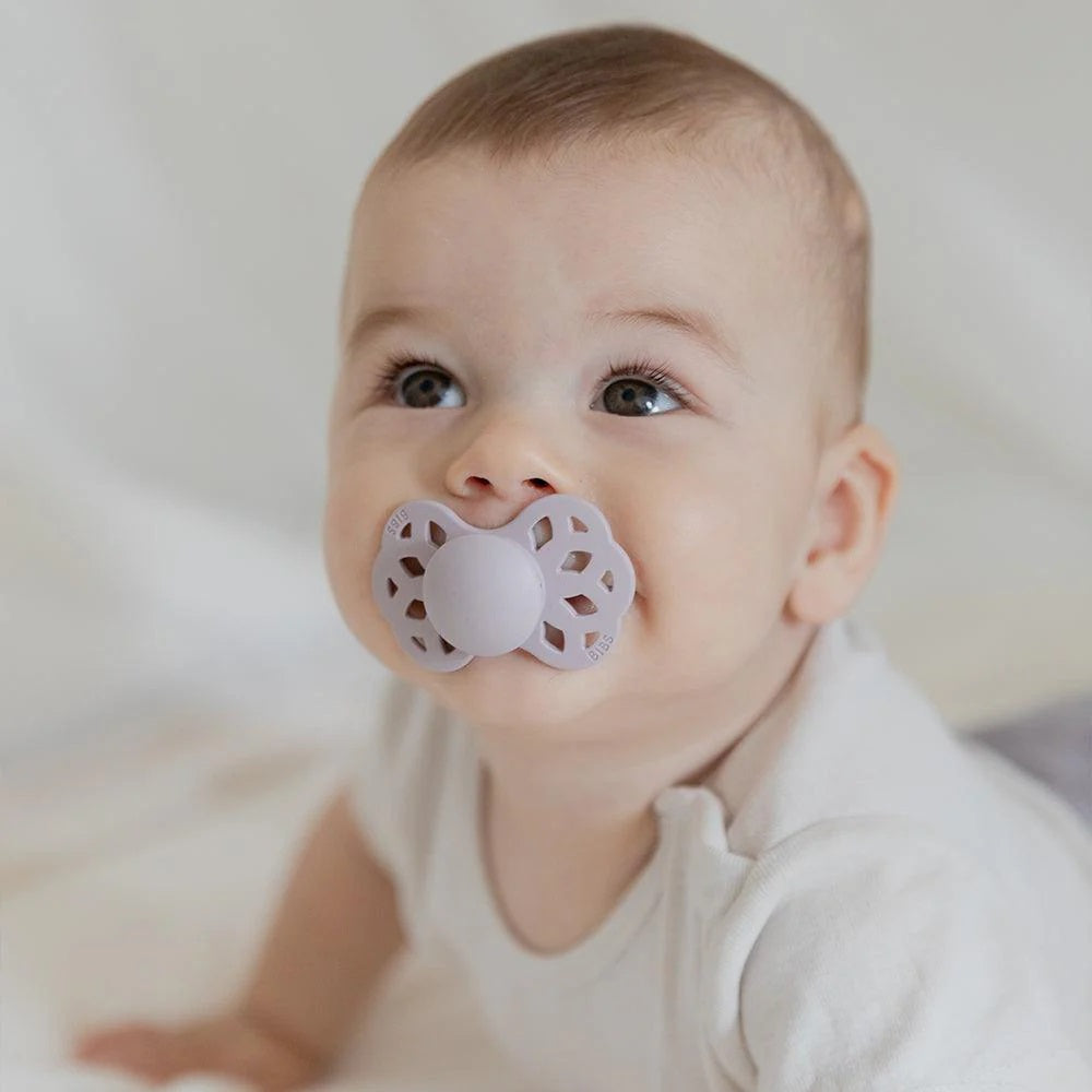 BIBS Infinity tutti 2-pack (koko 1), silikoni - Blossom/Dusky Lilac