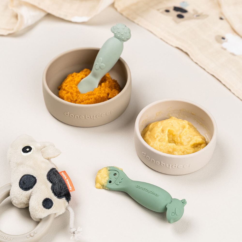 DONE BY DEER Silikoniset ensilusikat 2-pack Tiny Farm - Green