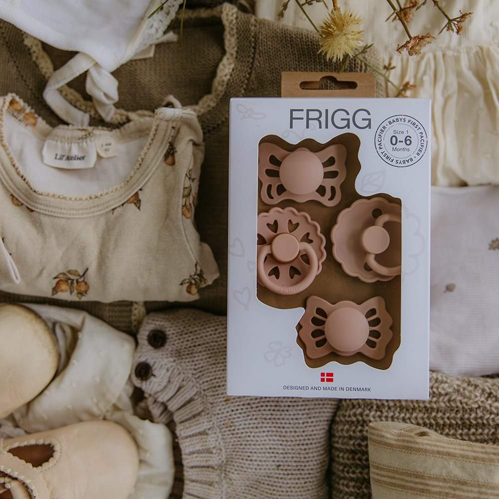 Frigg First Pacifier vauvan tuttisetti, blush.