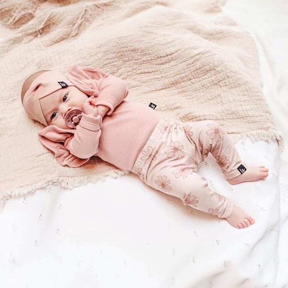 Babystyling vauvan pitkähihainen body rose.