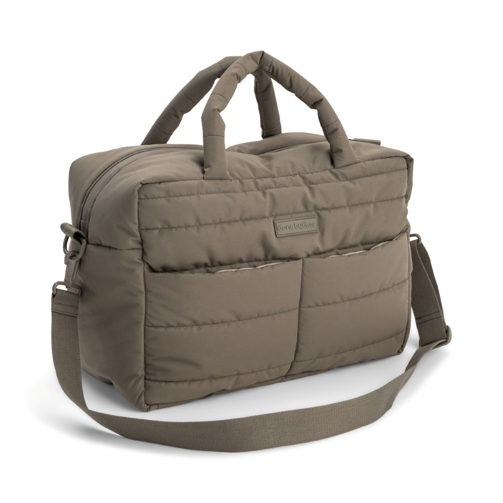 DONE BY DEER Hoitolaukku Quilted bag - Taupe