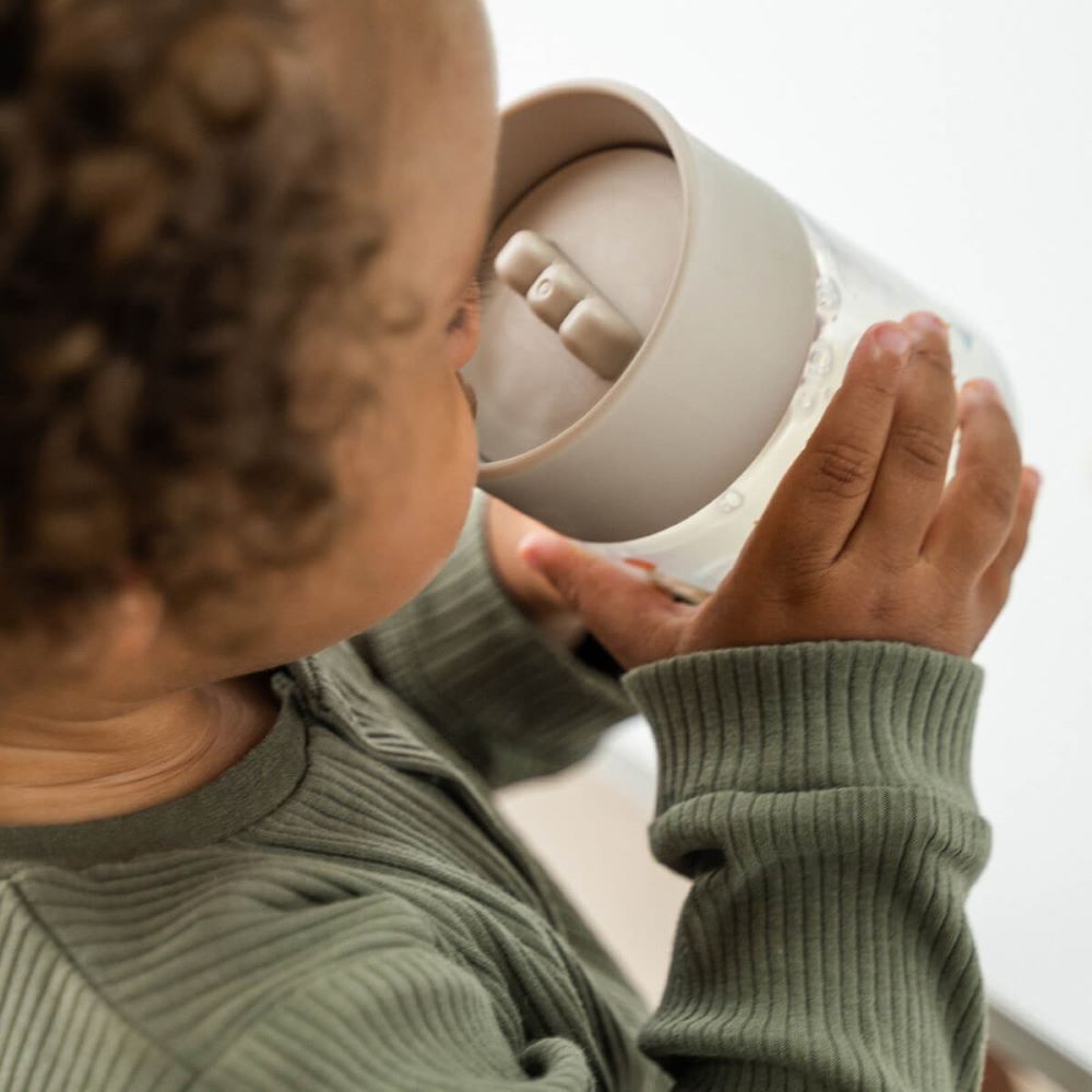 Done by Deer harjoittelumuki säädettävällä kannella, sand.