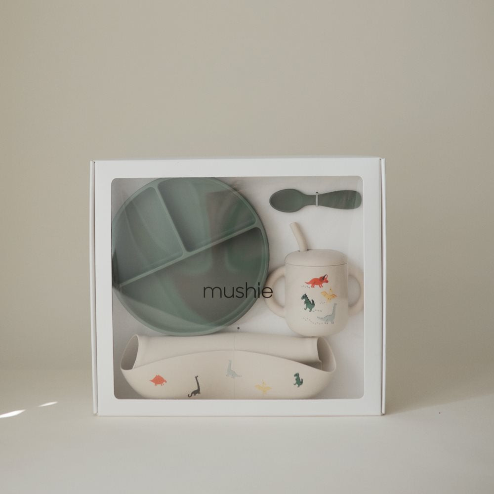 MUSHIE Silikoninen ruokailusetti - Dinosaurs